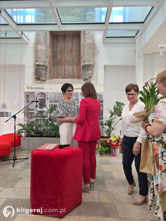 Joanna Puchacz żegna się z Miejską Biblioteką Publiczną w Tarnogrodzie