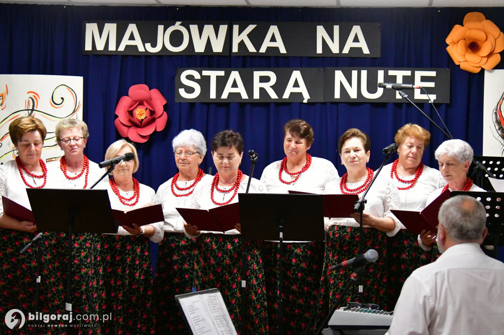 W Rogalach bawili się na starą nutę
