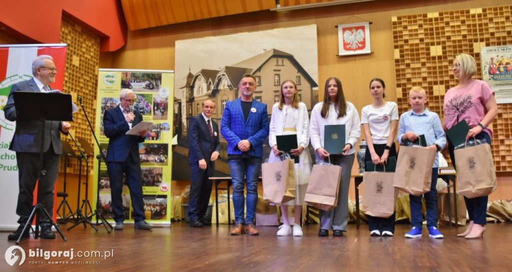 Potrójny sukces uczniów „Jedynki” w XXXI OMKK „Poznajemy Ojcowiznę”