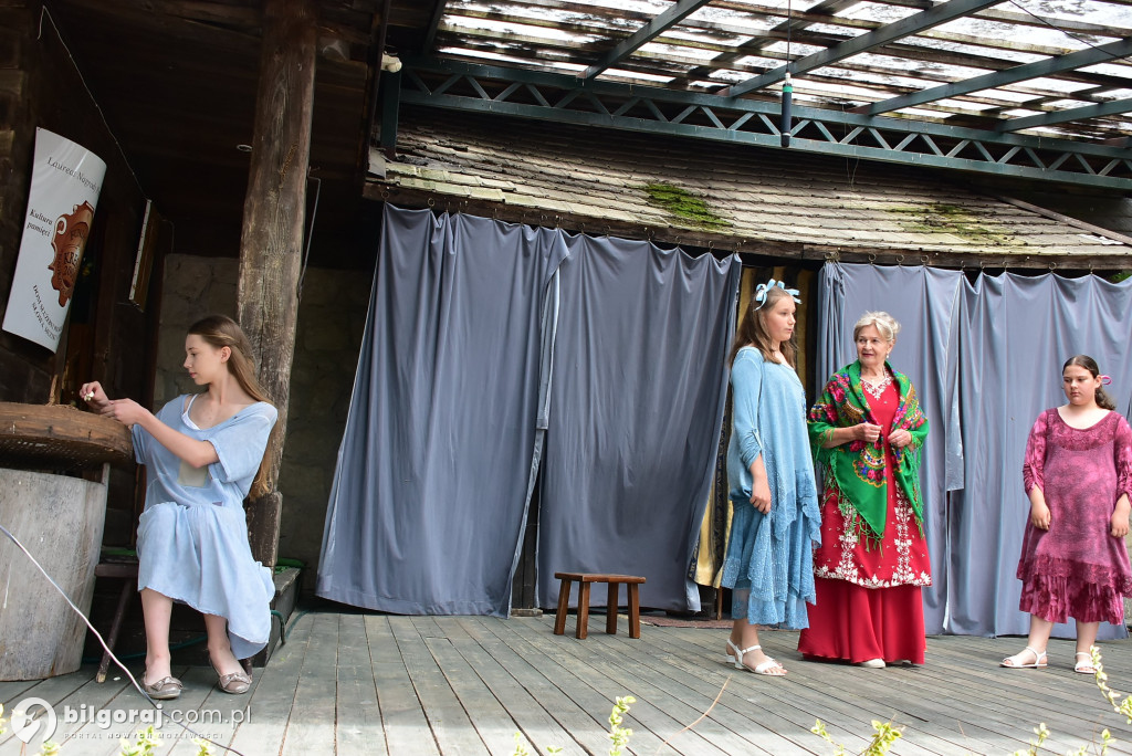 Teatralny Dzień Dziecka w Nadrzeczu