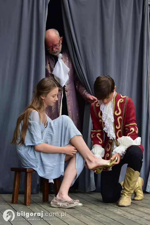 Teatralny Dzień Dziecka w Nadrzeczu