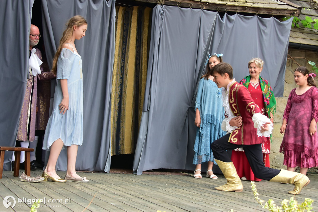 Teatralny Dzień Dziecka w Nadrzeczu