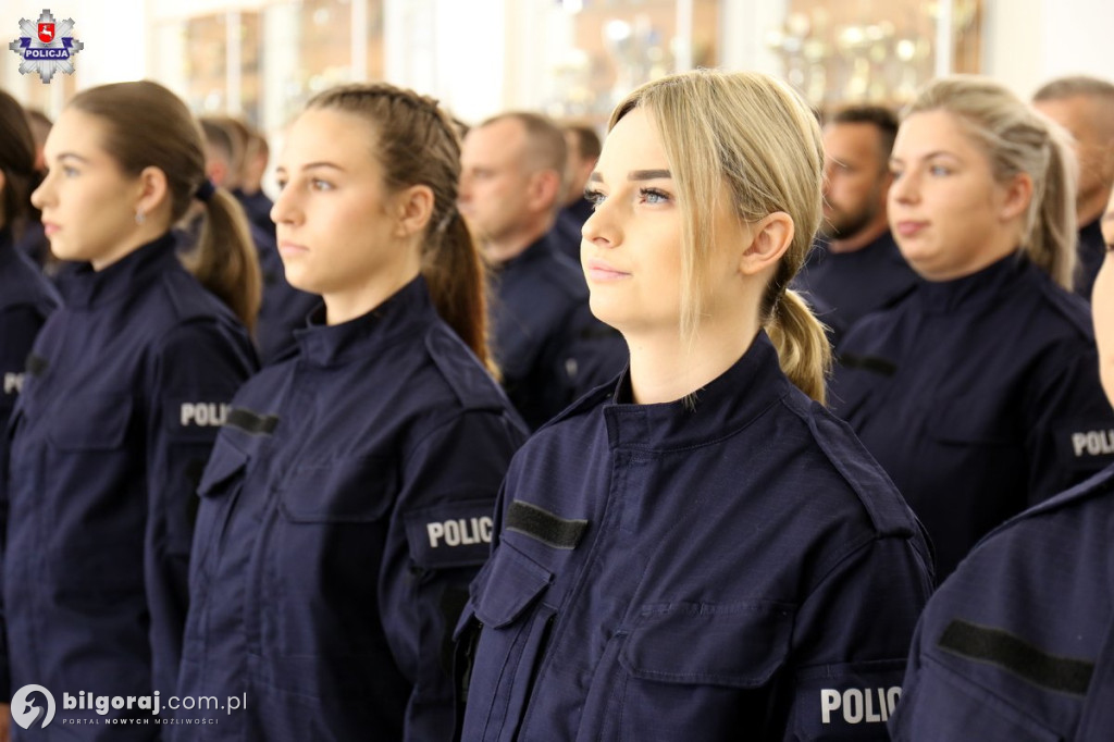 Nowi policjanci w biłgorajskiej Komendzie