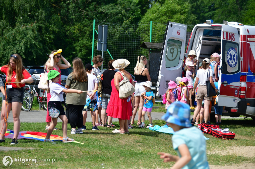 Piknik integracyjno-edukacyjny nad Zalewem Bojary: Sukces inicjatywy SIM PCK Biłgoraj