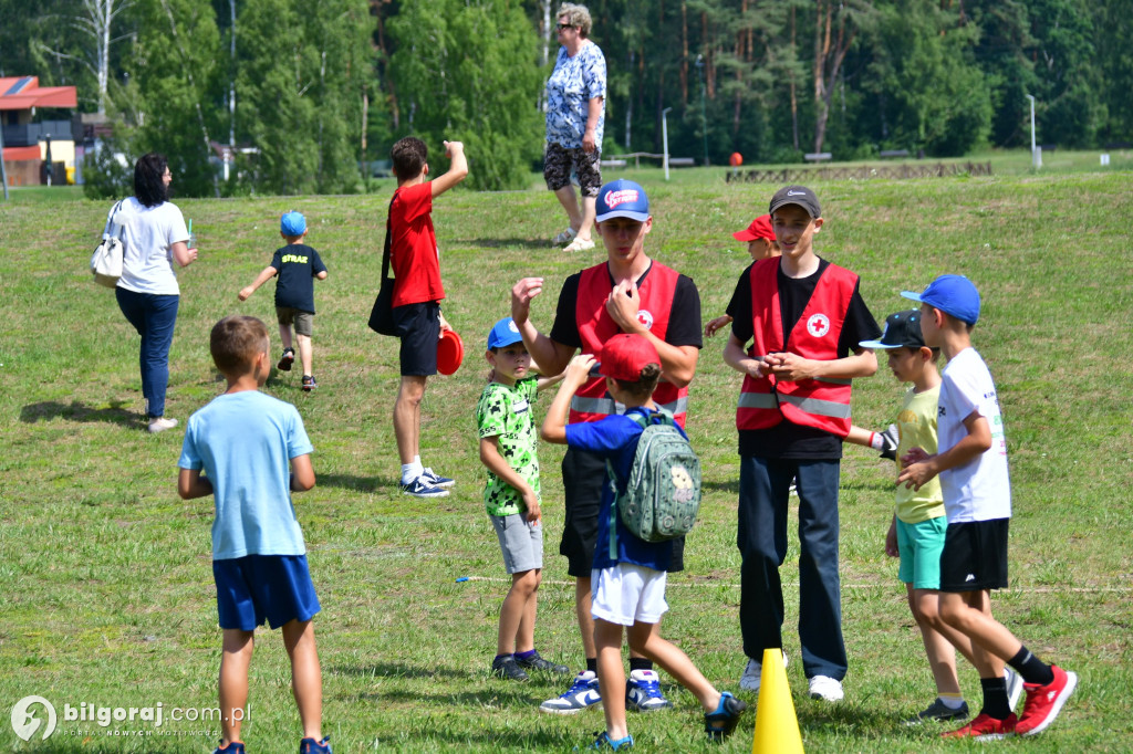 Piknik integracyjno-edukacyjny nad Zalewem Bojary: Sukces inicjatywy SIM PCK Biłgoraj