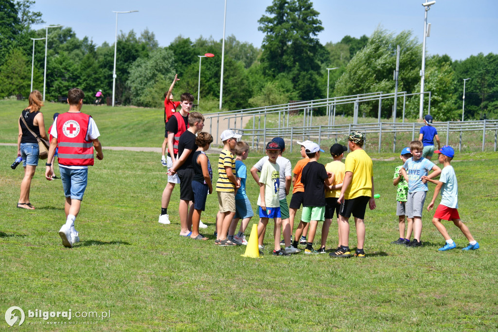 Piknik integracyjno-edukacyjny nad Zalewem Bojary: Sukces inicjatywy SIM PCK Biłgoraj