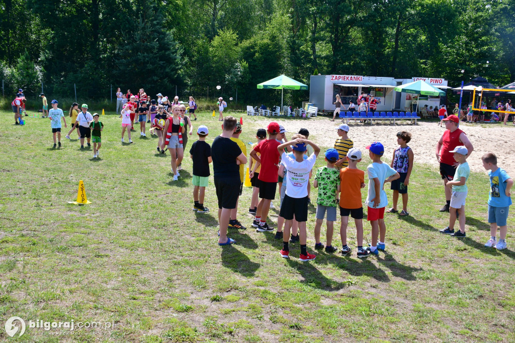 Piknik integracyjno-edukacyjny nad Zalewem Bojary: Sukces inicjatywy SIM PCK Biłgoraj