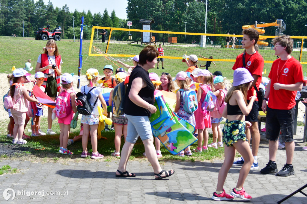 Piknik integracyjno-edukacyjny nad Zalewem Bojary: Sukces inicjatywy SIM PCK Biłgoraj