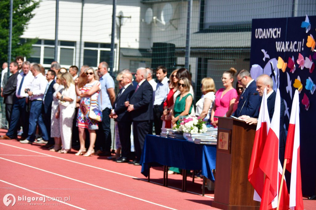 Dzwonek na wakacje! Zakończył się rok szkolny 2023/2024