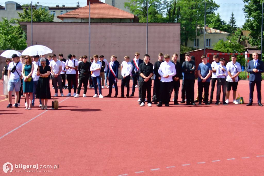 Dzwonek na wakacje! Zakończył się rok szkolny 2023/2024