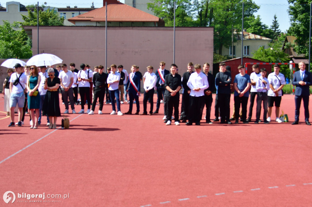 Dzwonek na wakacje! Zakończył się rok szkolny 2023/2024