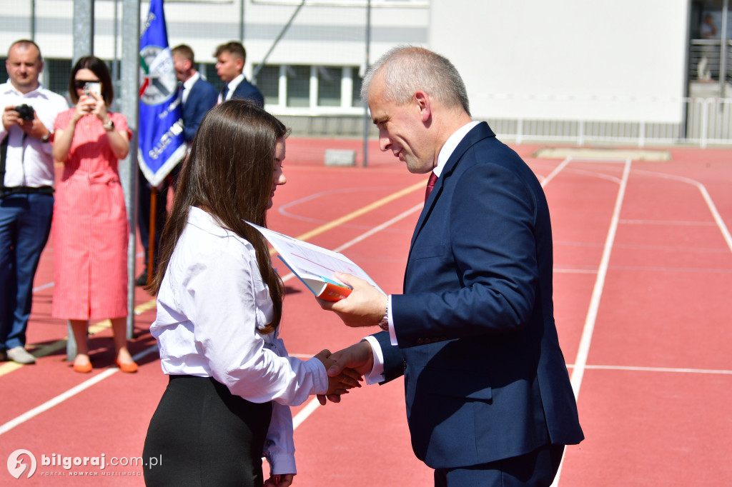 Dzwonek na wakacje! Zakończył się rok szkolny 2023/2024
