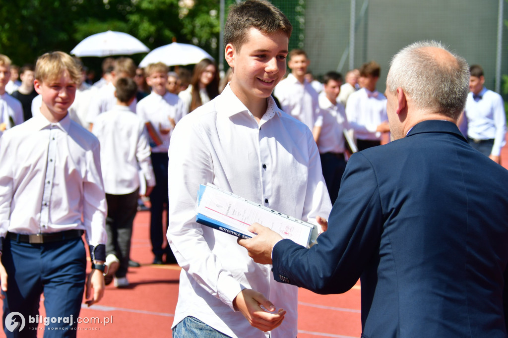 Dzwonek na wakacje! Zakończył się rok szkolny 2023/2024