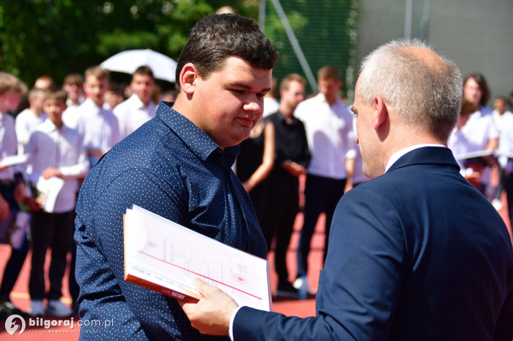 Dzwonek na wakacje! Zakończył się rok szkolny 2023/2024
