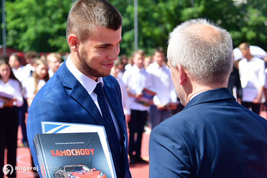 Dzwonek na wakacje! Zakończył się rok szkolny 2023/2024