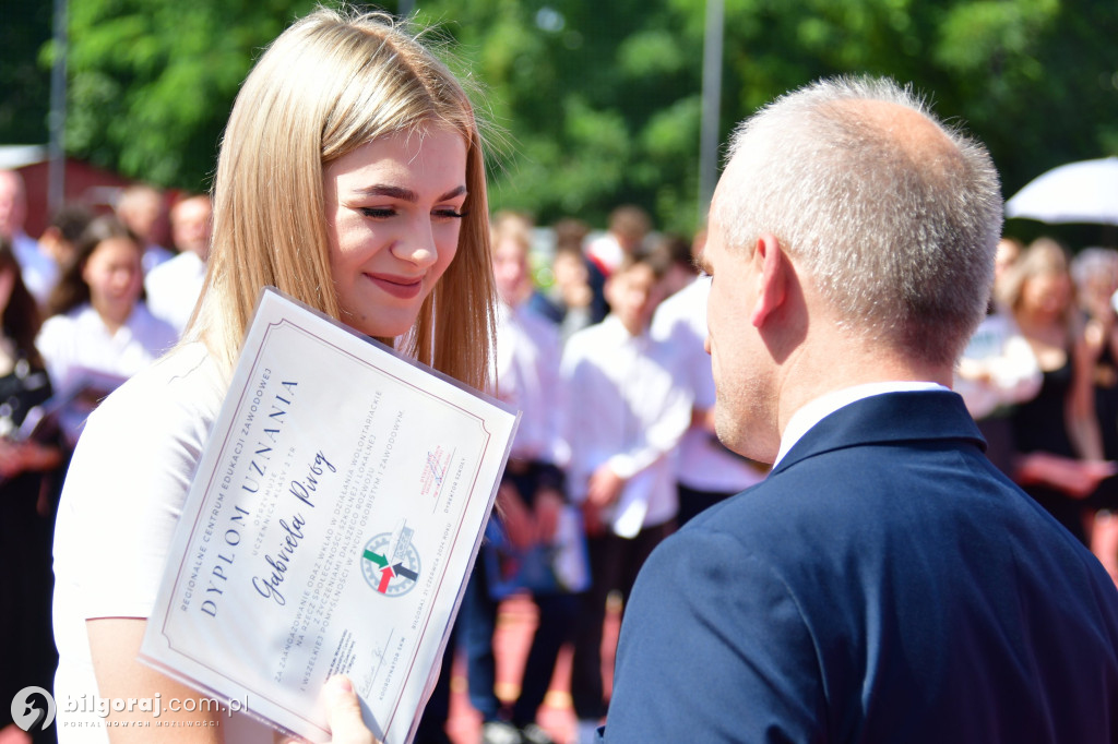Dzwonek na wakacje! Zakończył się rok szkolny 2023/2024