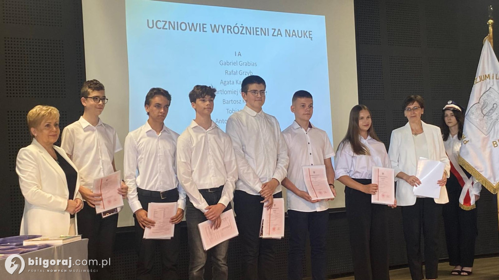 Szkoły powiatu biłgorajskiego żegnają rok szkolny 2023/2024!