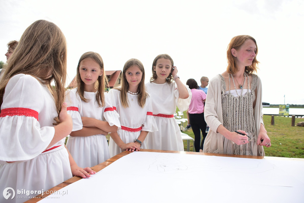 Biszczańskie Sobótki: magia Nocy Świętojańskiej nad Zalewem Biszcza-Żary