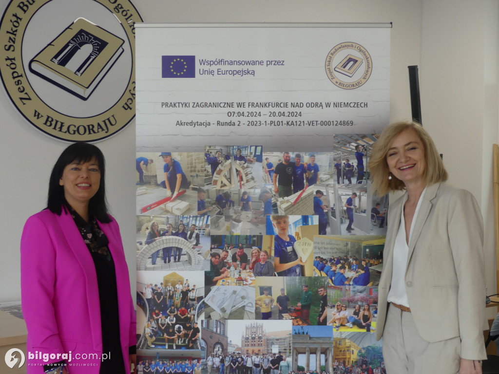 Uczestnicy programu mobilności Erasmus plus otrzymali Europassy