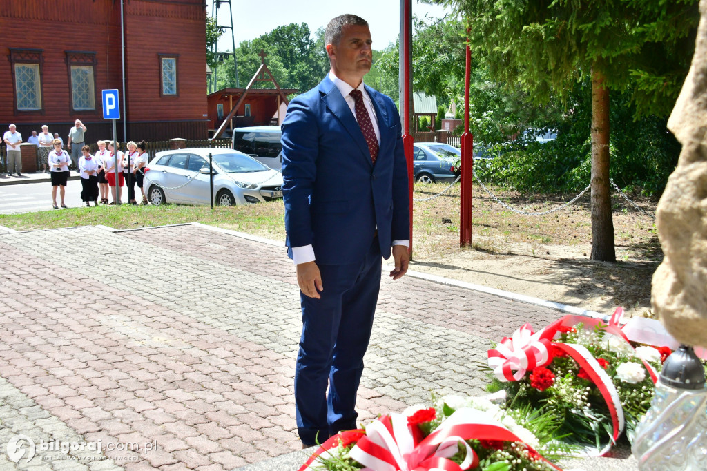 Uroczystości 81. rocznicy pacyfikacji Majdanu Starego i Nowego: Msza święta i złożenie wieńców