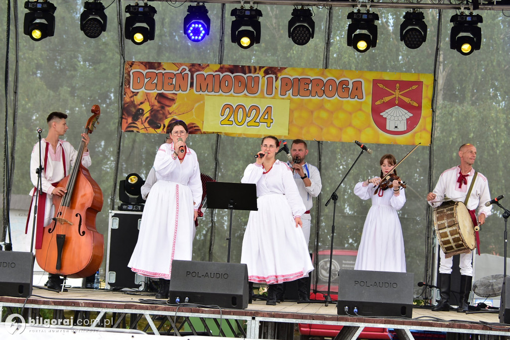 Biszcza świętowała Dzień Miodu i Pieroga!