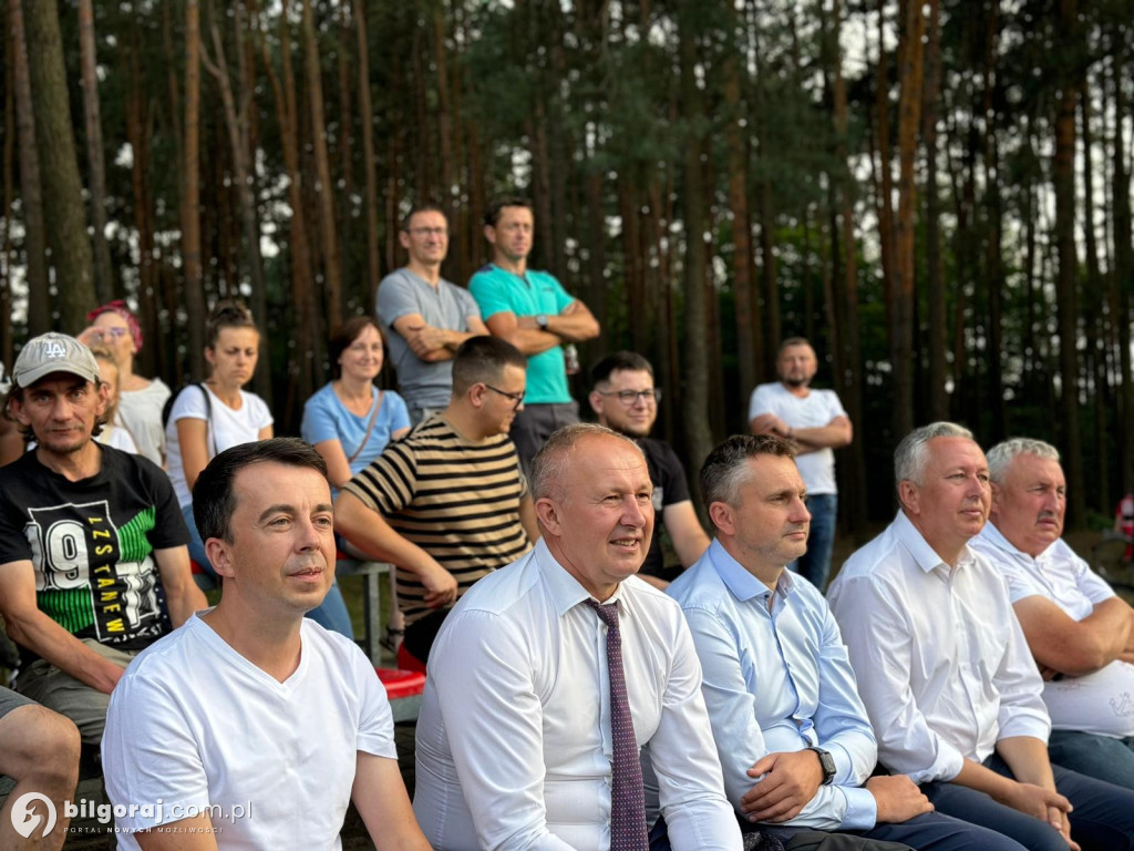 Grom Różaniec triumfuje w Turnieju o Puchar Starosty Biłgorajskiego