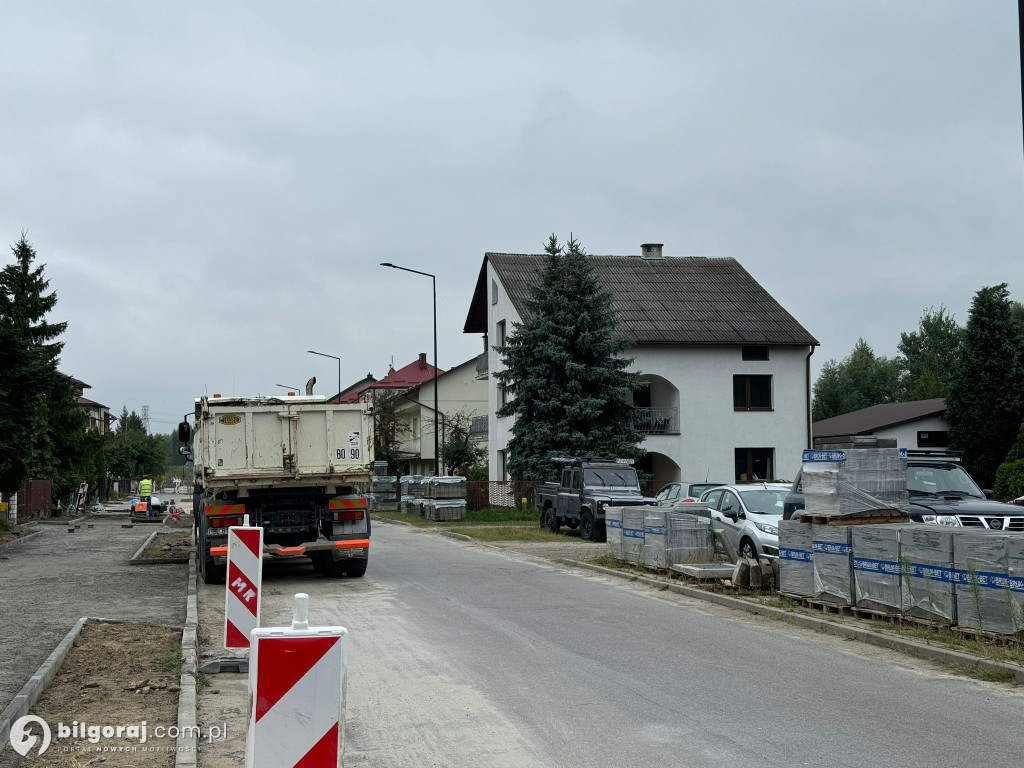 Budowa ścieżki dla pieszych i rowerzystów w Biłgoraju – inwestycja na miarę XXI wieku