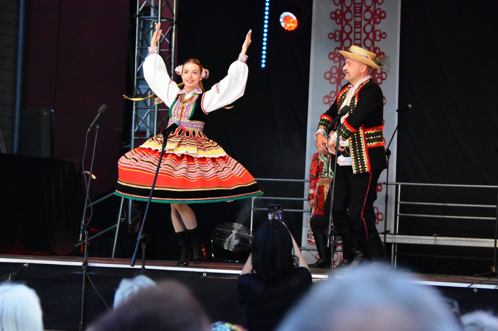 Koncert finałowy Festiwalu Kultur: Magia tańca i muzyki z całego świata w Biłgoraju