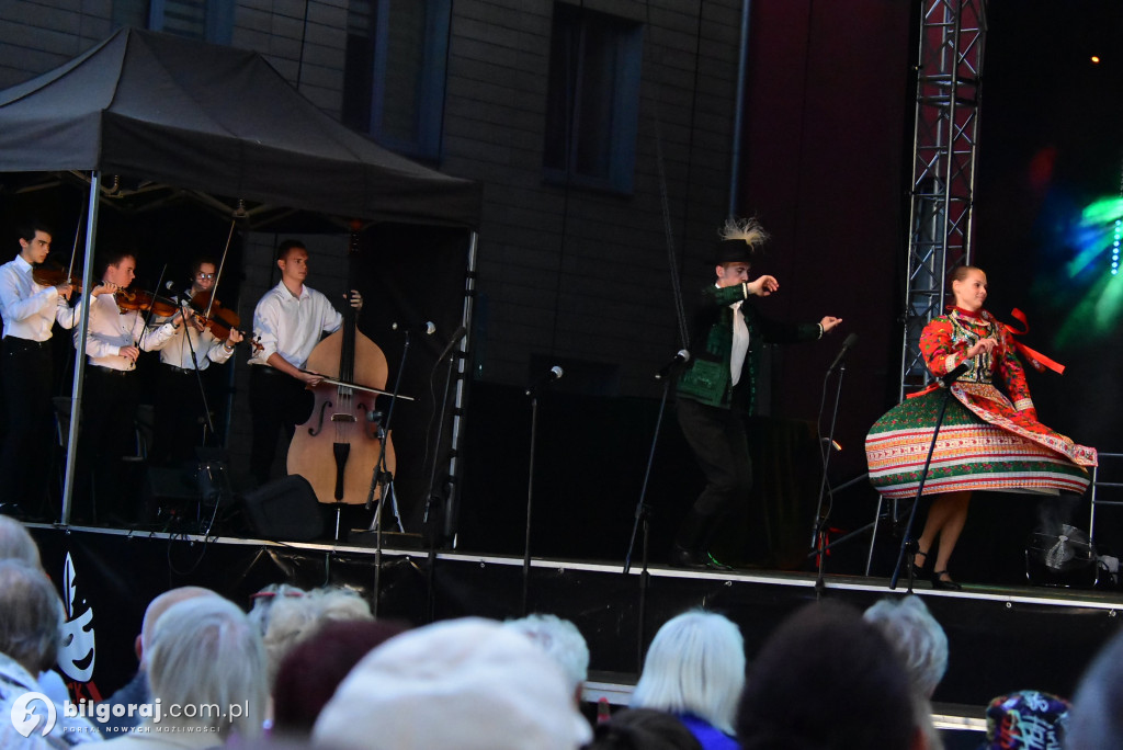 Koncert finałowy Festiwalu Kultur: Magia tańca i muzyki z całego świata w Biłgoraju