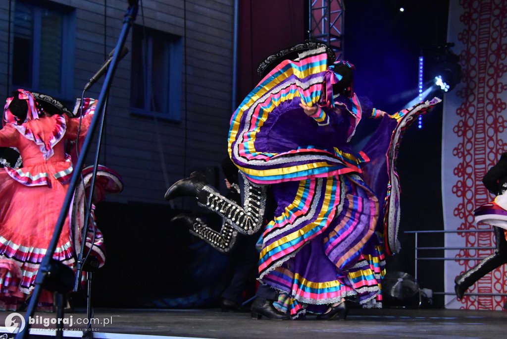 Koncert finałowy Festiwalu Kultur: Magia tańca i muzyki z całego świata w Biłgoraju