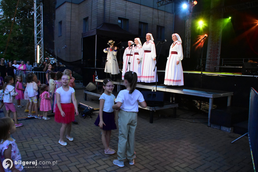 Koncert finałowy Festiwalu Kultur: Magia tańca i muzyki z całego świata w Biłgoraju