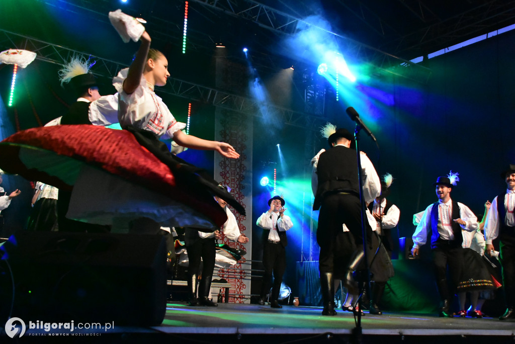 Koncert finałowy Festiwalu Kultur: Magia tańca i muzyki z całego świata w Biłgoraju
