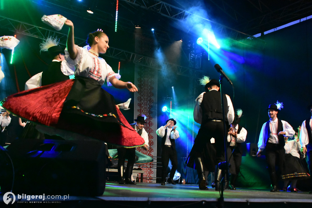 Koncert finałowy Festiwalu Kultur: Magia tańca i muzyki z całego świata w Biłgoraju