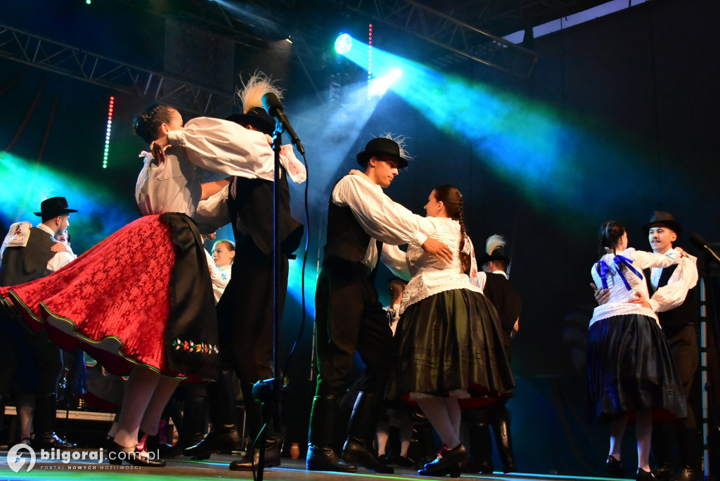 Koncert finałowy Festiwalu Kultur: Magia tańca i muzyki z całego świata w Biłgoraju