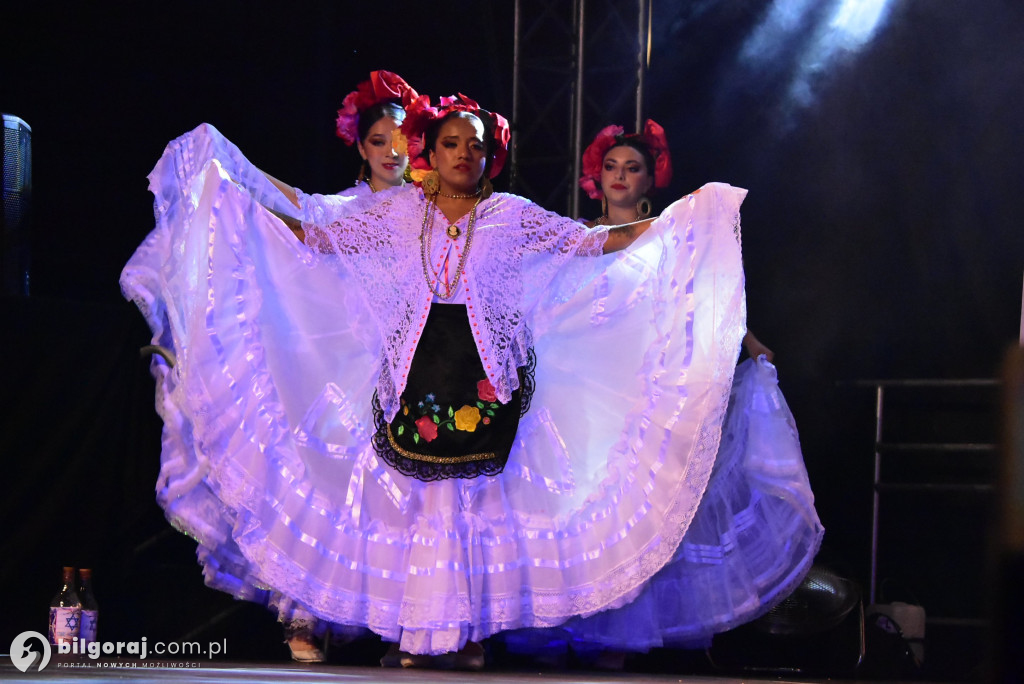 Koncert finałowy Festiwalu Kultur: Magia tańca i muzyki z całego świata w Biłgoraju
