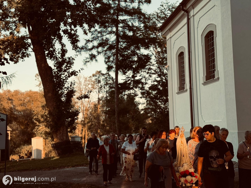 Nabożeństwo Fatimskie w Goraju: Modlitwa, procesja i zjednoczenie wiernych