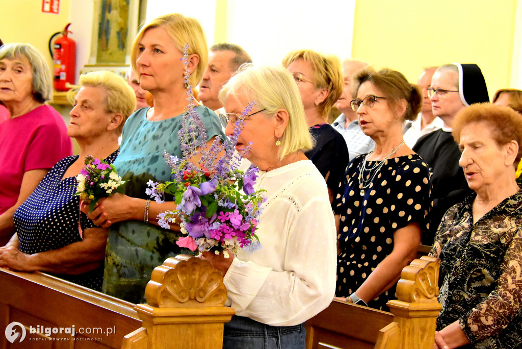 Święto Matki Boskiej Zielnej: W kościołach święcą wianki