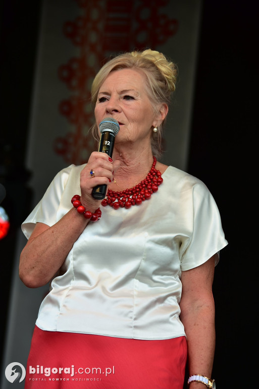 Biłgoraj uczcił Cud nad Wisłą: Koncert pieśni patriotycznych z udziałem seniorów