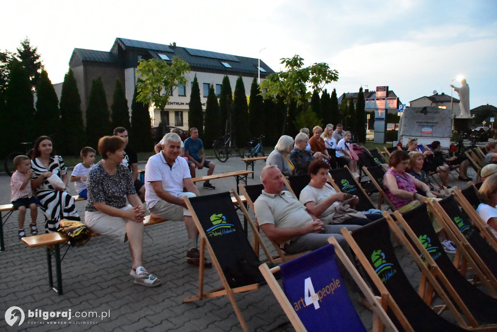 Letnie Kino z wartościami w Biłgoraju: Wspólny wieczory pełne refleksji