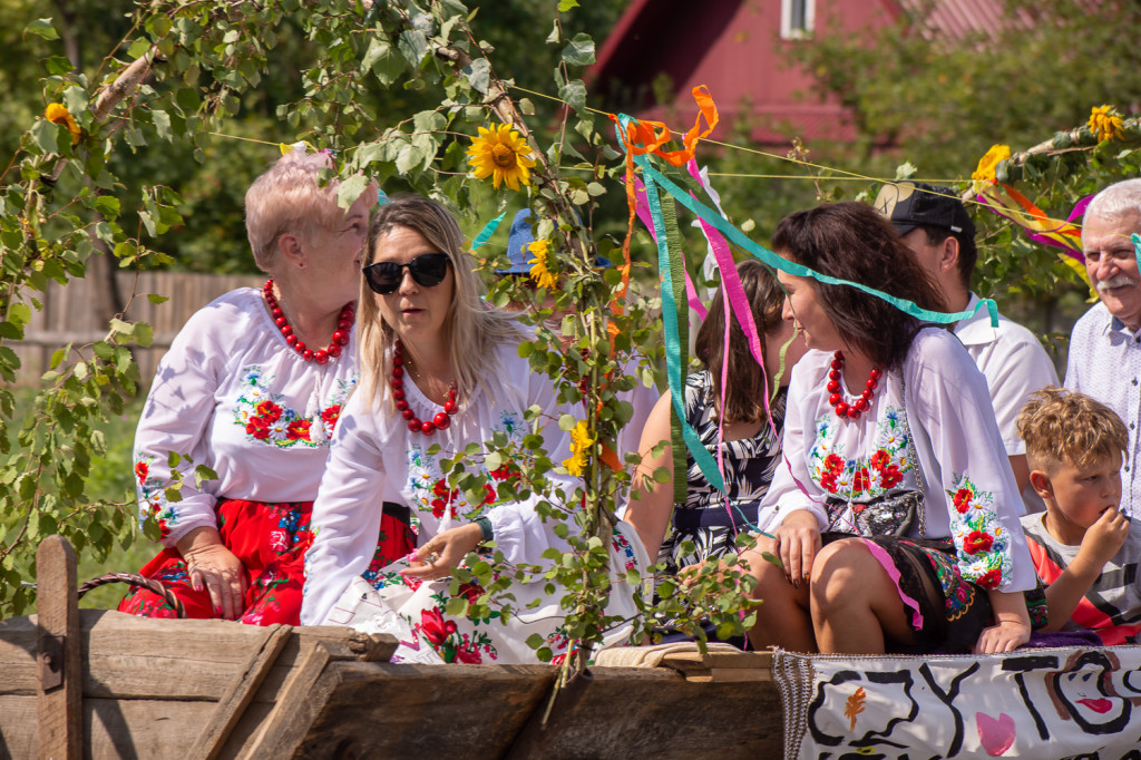 Święto plonów w Tereszpolu: Korowód, Msza św. i występy artystyczne