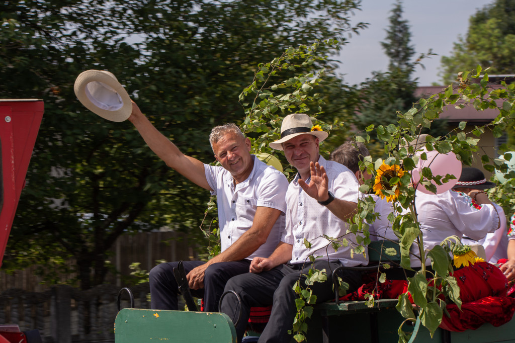 Święto plonów w Tereszpolu: Korowód, Msza św. i występy artystyczne