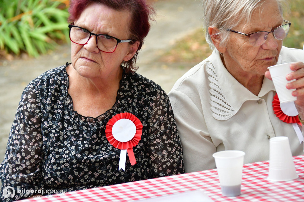 Piosenka jako hołd: Integracja w DPS dla Kombatantów