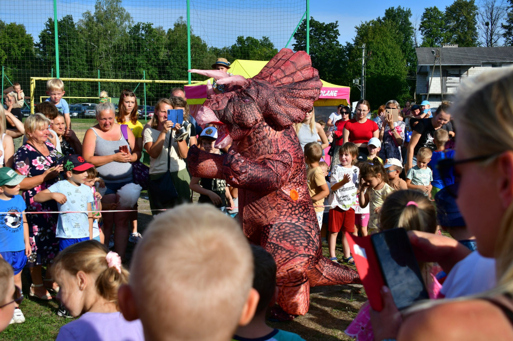 Niezapomniane wakacyjne przygody nad Zalewem Bojary: Dzień pełen atrakcji dla dzieci