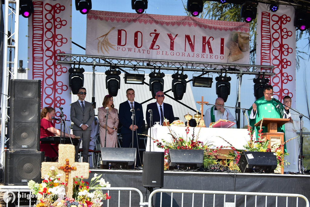 Dożynki powiatu biłgorajskiego w Obszy: Święto plonów i wdzięczności