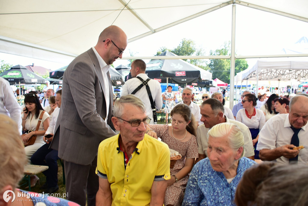 Dożynki powiatu biłgorajskiego w Obszy: Święto plonów i wdzięczności