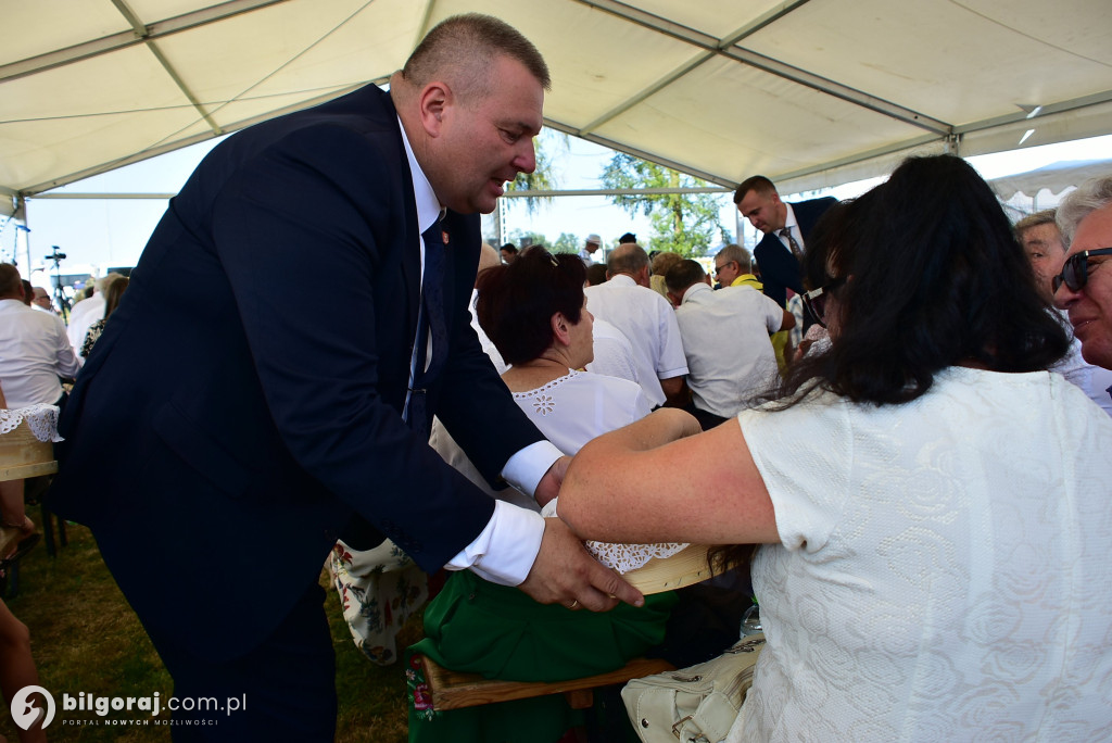 Dożynki powiatu biłgorajskiego w Obszy: Święto plonów i wdzięczności