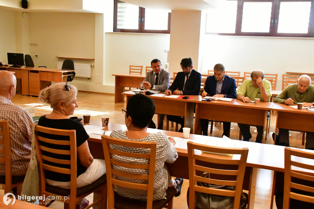 IX sesja Biłgorajskiej Rady Seniorów: Rozwój miasta i wsparcie dla seniorów