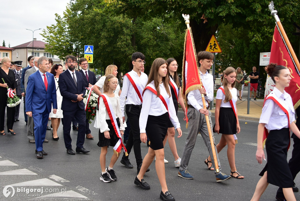 Cześć Bohaterom: Uroczystości 85. rocznicy wybuchu II wojny światowej w Biłgoraju