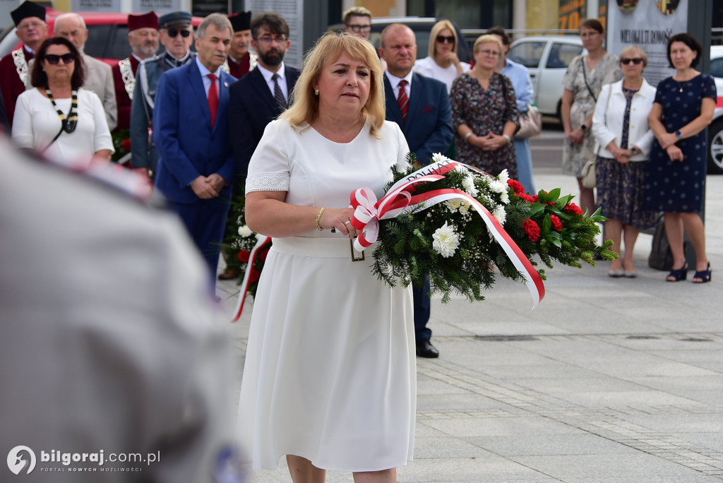 Cześć Bohaterom: Uroczystości 85. rocznicy wybuchu II wojny światowej w Biłgoraju