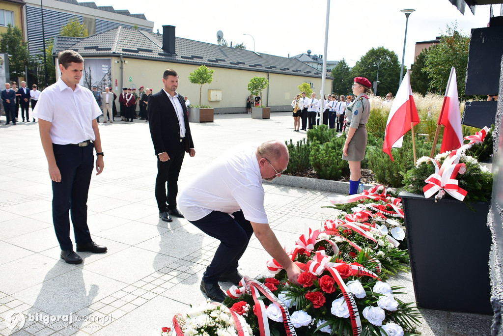Cześć Bohaterom: Uroczystości 85. rocznicy wybuchu II wojny światowej w Biłgoraju